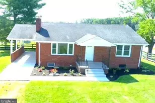 43129 Lucketts Rd, Leesburg, VA 20176 - Photo 1