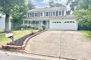 1934 E Beech Rd, Sterling, VA 20164 - Photo 1