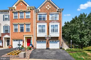 558 Edmonton Terrace NE, Leesburg, VA 20176 - Photo 1