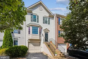 146 Hampshire Square SW, Leesburg, VA 20175 - Photo 1