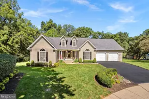 409 Bolingbrook Ct, Purcellville, VA 20132 - Photo 1