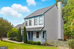 13 Braxton Dr, Sterling, VA 20165 - Photo 1