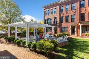 426 Ironsides Square SE, Leesburg, VA 20175 - Photo 1