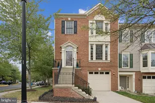 25368 Herring Creek Dr, Chantilly, VA 20152 - Photo 1