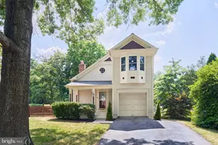 4 Bentmoor Ct, Sterling, VA 20165 - Photo 1