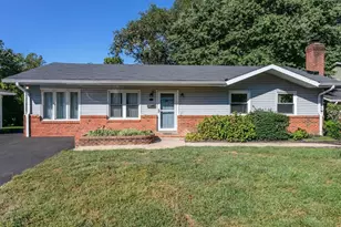 905 W Poplar Rd, Sterling, VA 20164 - Photo 1