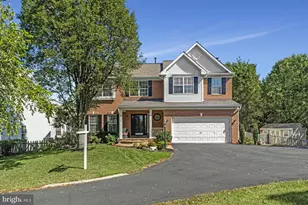 20666 Coppersmith Dr, Ashburn, VA 20147 - Photo 1