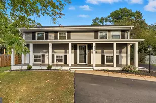 814 N Croydon St, Sterling, VA 20164 - Photo 1