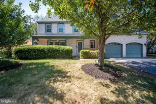 113 Connemara Dr, Sterling, VA 20164 - Photo 1