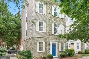 21791 Findon Ct, Ashburn, VA 20147 - Photo 1