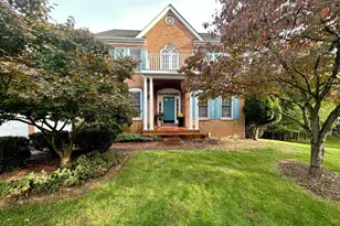 21226 Edgewood Ct, Sterling, VA 20165 - Photo 1