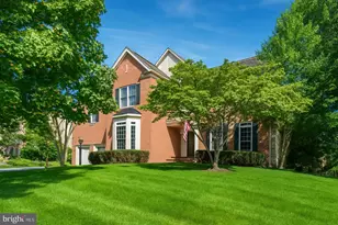 641 Meade Dr SW, Leesburg, VA 20175 - Photo 1