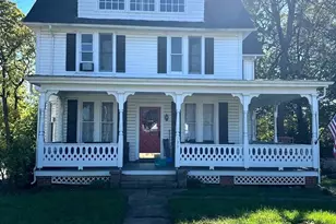 230 W Main St, Purcellville, VA 20132 - Photo 1