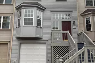 102 Frazer Dr, Purcellville, VA 20132 - Photo 1