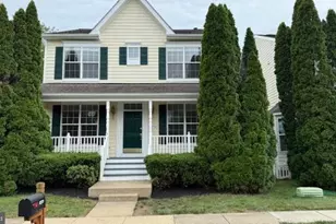 42721 Center St, Chantilly, VA 20152 - Photo 1