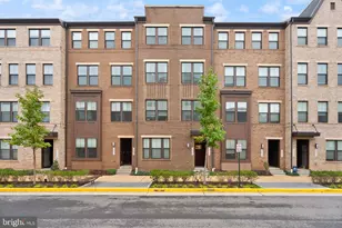 20702 Wood Quay Dr, Sterling, VA 20166 - Photo 1