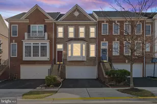 42685 Rolling Rock, Chantilly, VA 20152 - Photo 1