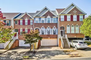20597 Glenmere Square, Sterling, VA 20165 - Photo 1