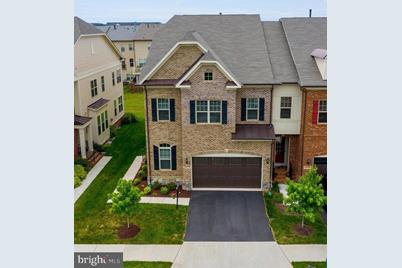 42598 Mantua Square, Brambleton, VA 20148 - Photo 1