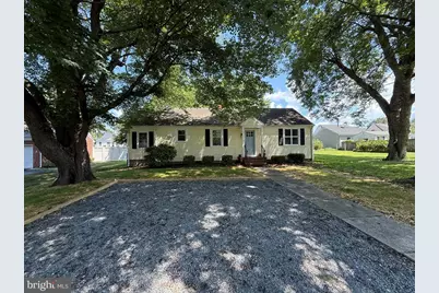 36 Roseneath Avenue, Kilmarnock, VA 22482 - Photo 1