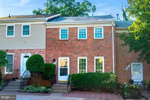 8493 Buckeye Ct, Manassas, VA 20110 - Photo 1