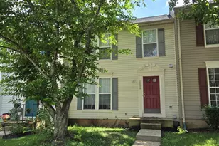 10334 Gent Ct, Manassas, VA 20110 - Photo 1