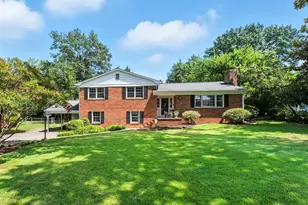 8807 Weir St, Manassas, VA 20110 - Photo 1