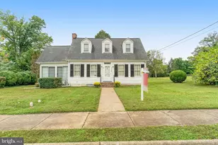 9040 Grant Ave, Manassas, VA 20110 - Photo 1