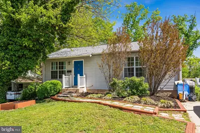 246 Manassas Drive, Manassas Park, VA 20111 - Photo 1