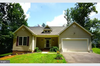 303 Stratford Circle, Locust Grove, VA 22508 - Photo 1