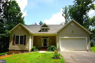 303 Stratford Cir, Locust Grove, VA 22508 - Photo 1