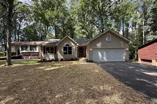 305 Fairway Dr, Locust Grove, VA 22508 - Photo 1