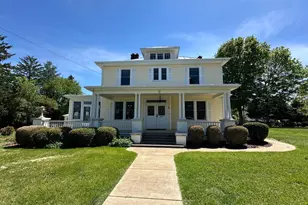 8 Bartlett Ave, Luray, VA 22835 - Photo 1