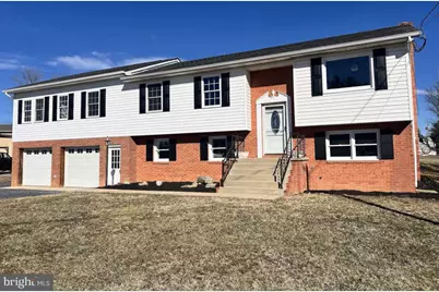 153 Stuart Court, Luray, VA 22835 - Photo 1