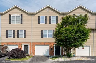 417 Maryland Ave, Shenandoah, VA 22849 - Photo 1