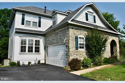 9200 Falling Water Drive - Photo 1