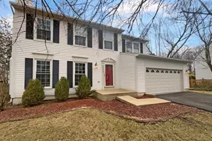 8245 Crackling Fire Dr, Gainesville, VA 20155 - Photo 1