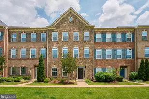 7916 Culloden Crest Ln, Gainesville, VA 20155 - Photo 1