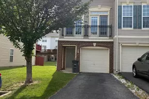 15718 John Diskin Cir, Woodbridge, VA 22191 - Photo 1