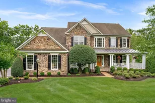 7633 Great Dover St, Gainesville, VA 20155 - Photo 1