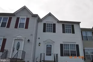 2157 Fort Donelson Ct, Dumfries, VA 22026 - Photo 1