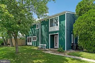 10801 Daisy Ct, Manassas, VA 20109 - Photo 1