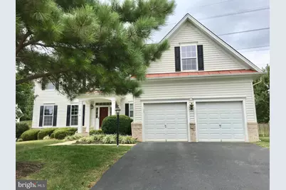 19176 Potomac Crest Drive, Triangle, VA 22172 - Photo 1