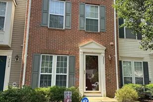 2077 Stargrass Ct, Woodbridge, VA 22192 - Photo 1