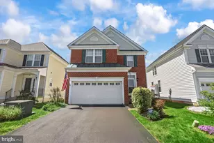 14725 Dogwood Park Ln, Haymarket, VA 20169 - Photo 1