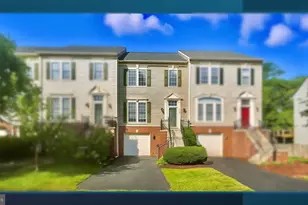14399 Fowlers Mill Dr, Gainesville, VA 20155 - Photo 1