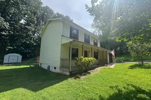 8217 Maplewood Dr, Manassas, VA 20111 - Photo 1