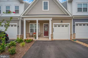 9348 Crestview Rdg Dr, Bristow, VA 20136 - Photo 1