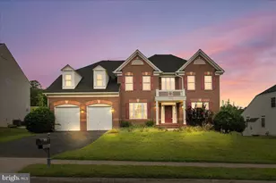 3629 Stonewall Manor Dr, Triangle, VA 22172 - Photo 1