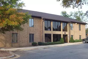 10690 Crestwood Dr, Manassas, VA 20109 - Photo 1